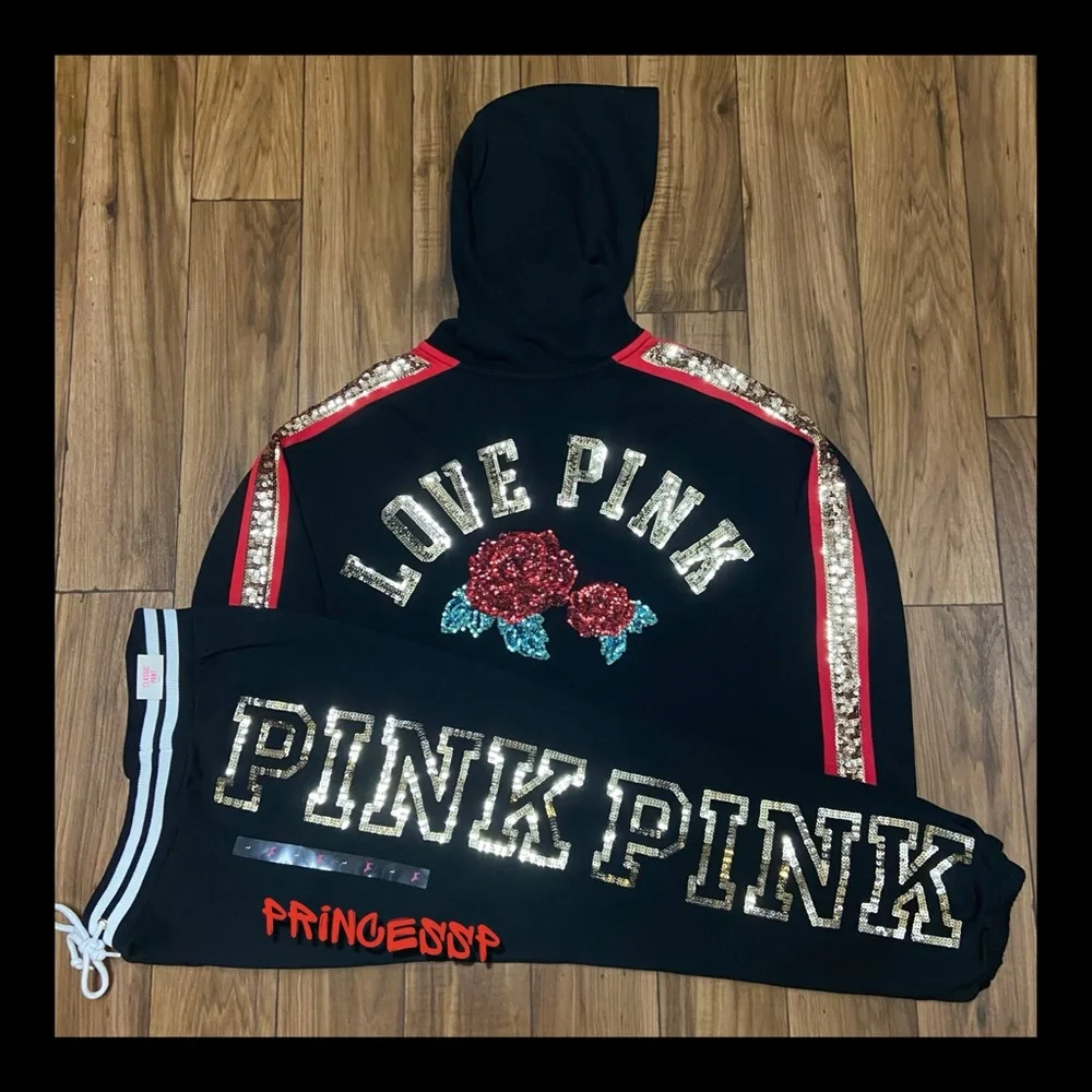PINK VS 2017 FASHION SHOW BLING ROSES HOODIE AND JOGGERS SET - Picture 1 of 11